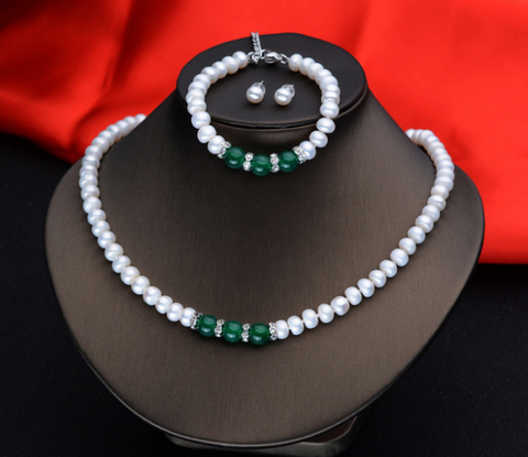 Size: 7 to 8mm - Agate Pearl Necklace Bracelet Ear Stud Set