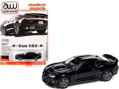2019 Chevrolet Camaro ZL1 Gloss Black "Modern Muscle" Limited Edition to 15390 pieces Worldwide 1/64 Diecast Model Car by Auto World