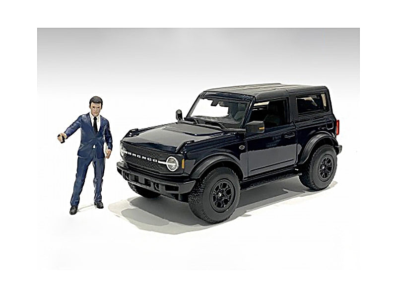 "The Dealership" Male Salesperson Figurine for 1/24 Scale Models by American Diorama